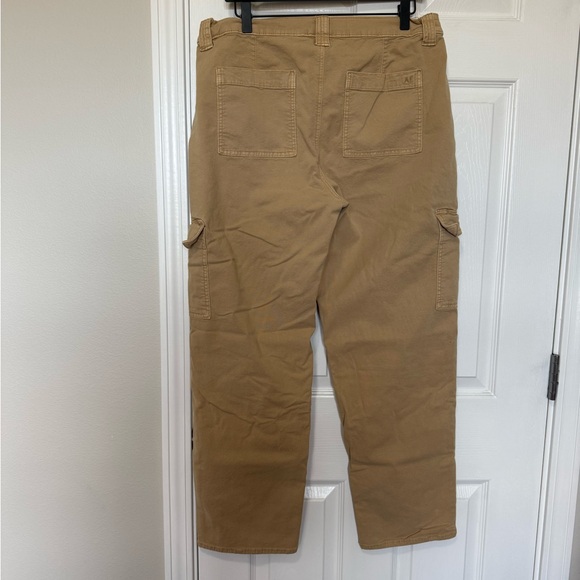 American Eagle Outfitters Women’s Khaki Cargo Pants w/partial elastic waist Sz14 - Picture 4 of 8
